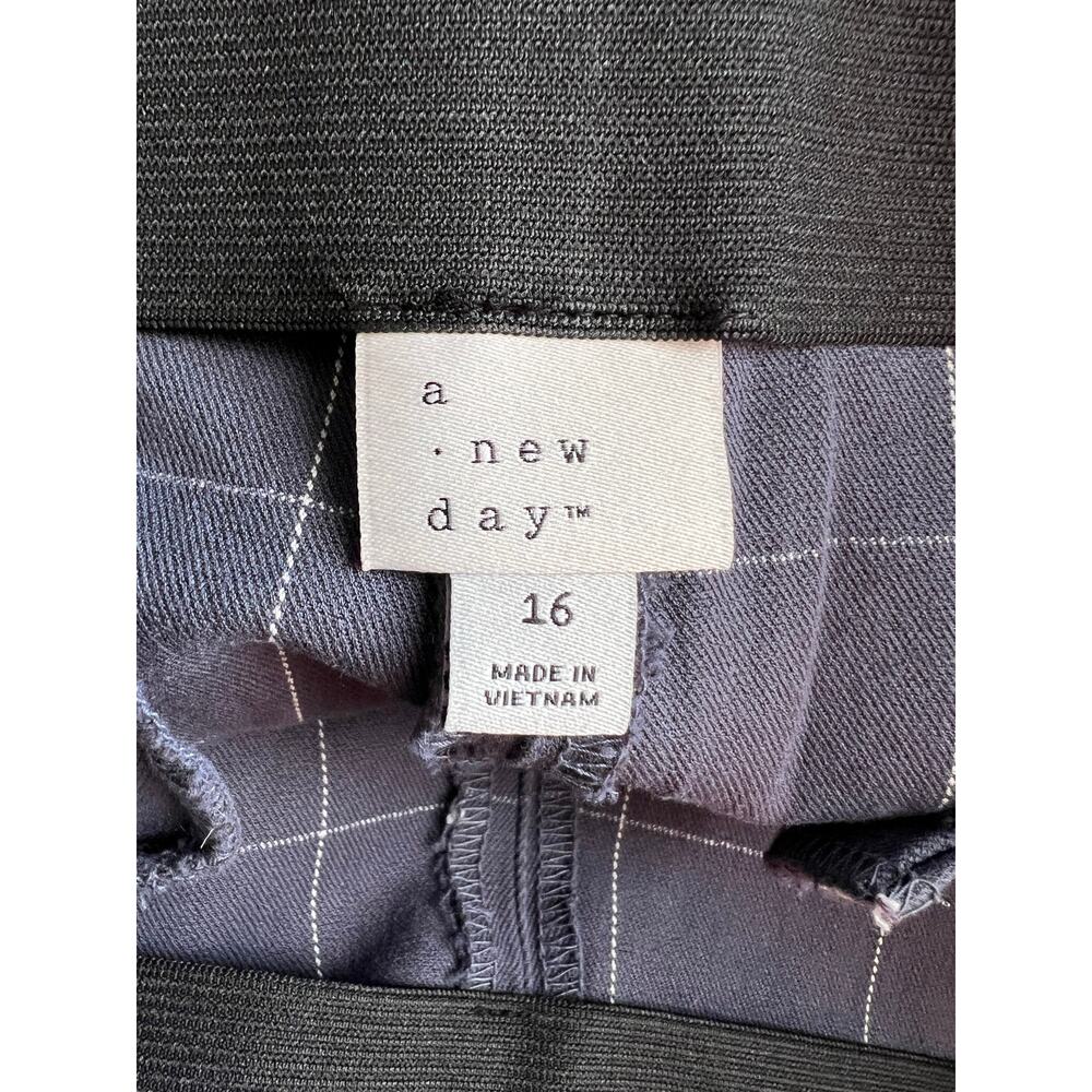 A New Day Plaid High Rise Skinny Ankle Pants Blue Gray Stretch Cotton Size 16 - Picture 8 of 10